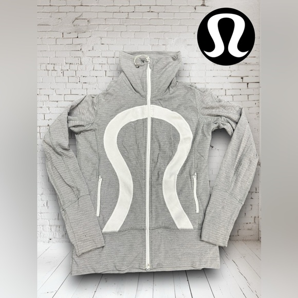 lululemon athletica Jackets & Blazers - LULULEMON Funnel neck scuba jacket. Gray/white. Sz 8. Thumb holes. Full zipper